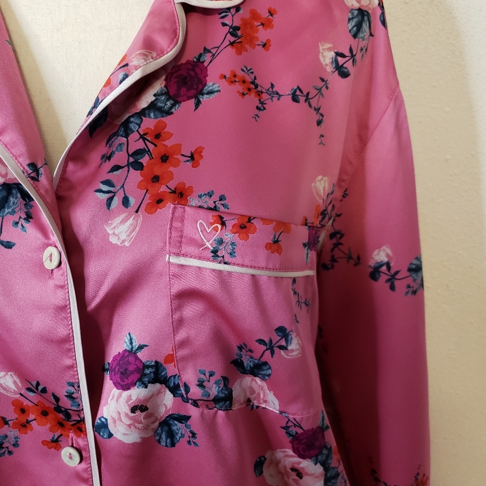 Victoria's Secret Pajama Set View 2